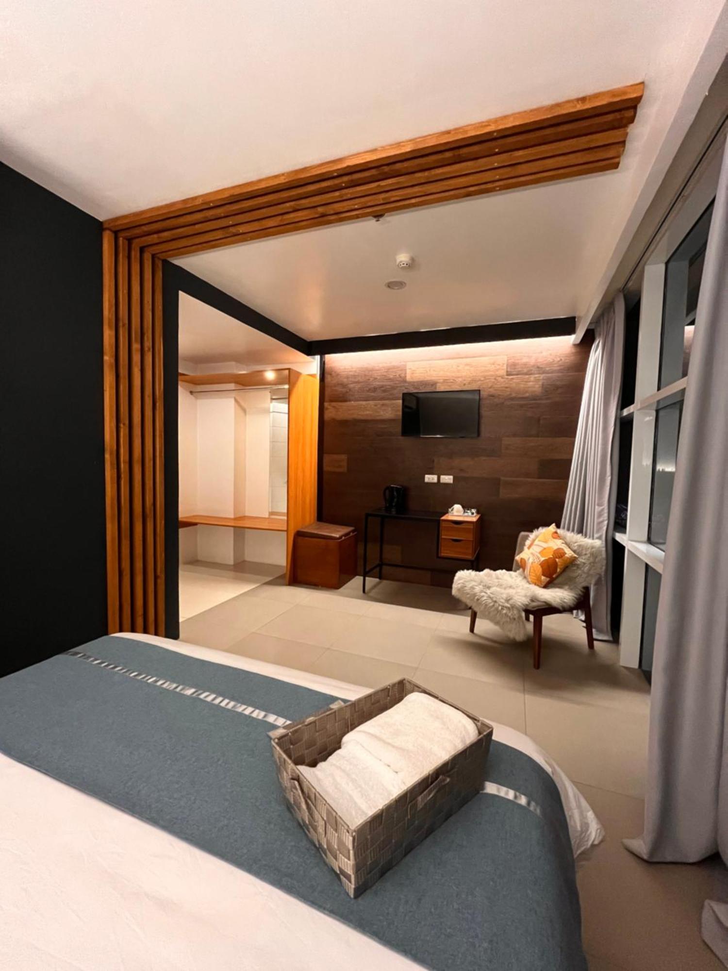 Dosi Hotel Ph 탈리세이 외부 사진
